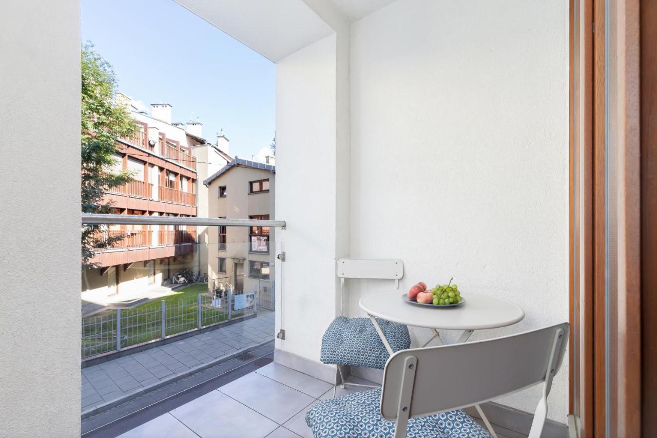 Apartments Harmonica Trynitarska By Noclegi Renters Cracovia Esterno foto