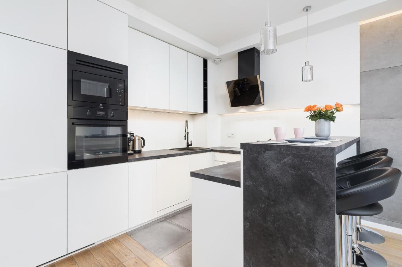 Apartments Harmonica Trynitarska By Noclegi Renters Cracovia Esterno foto