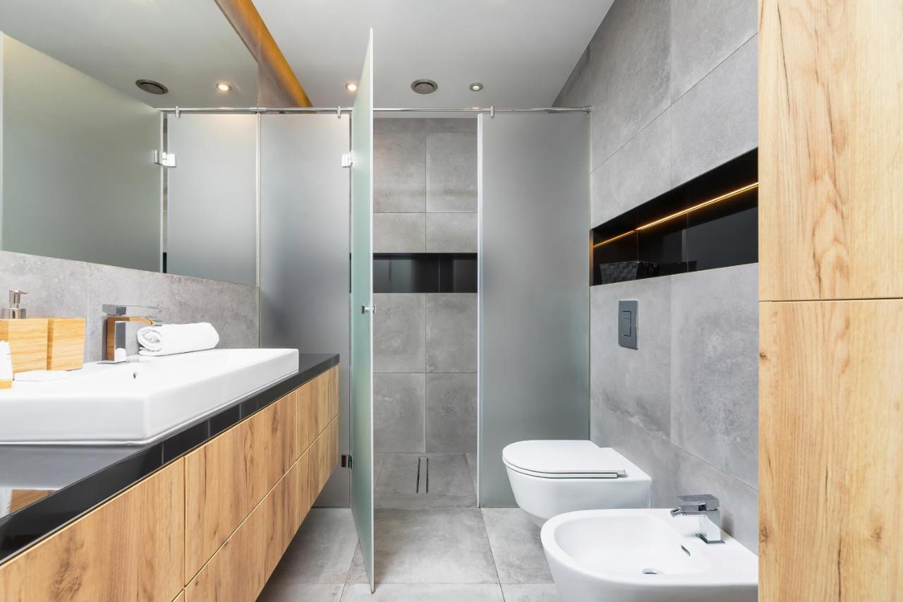 Apartments Harmonica Trynitarska By Noclegi Renters Cracovia Esterno foto