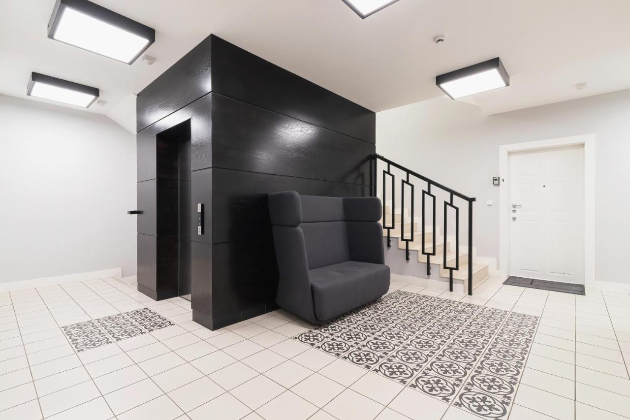 Apartments Harmonica Trynitarska By Noclegi Renters Cracovia Esterno foto
