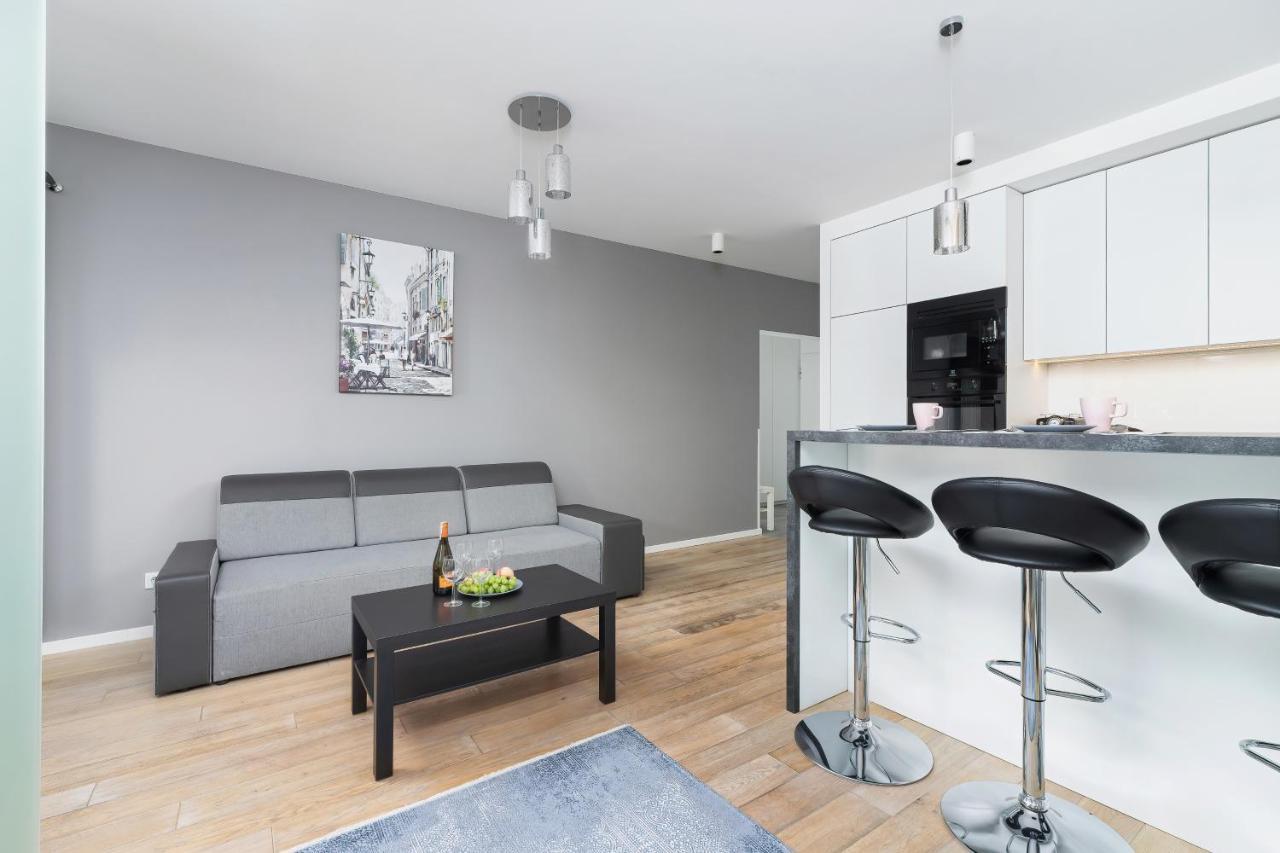 Apartments Harmonica Trynitarska By Noclegi Renters Cracovia Esterno foto
