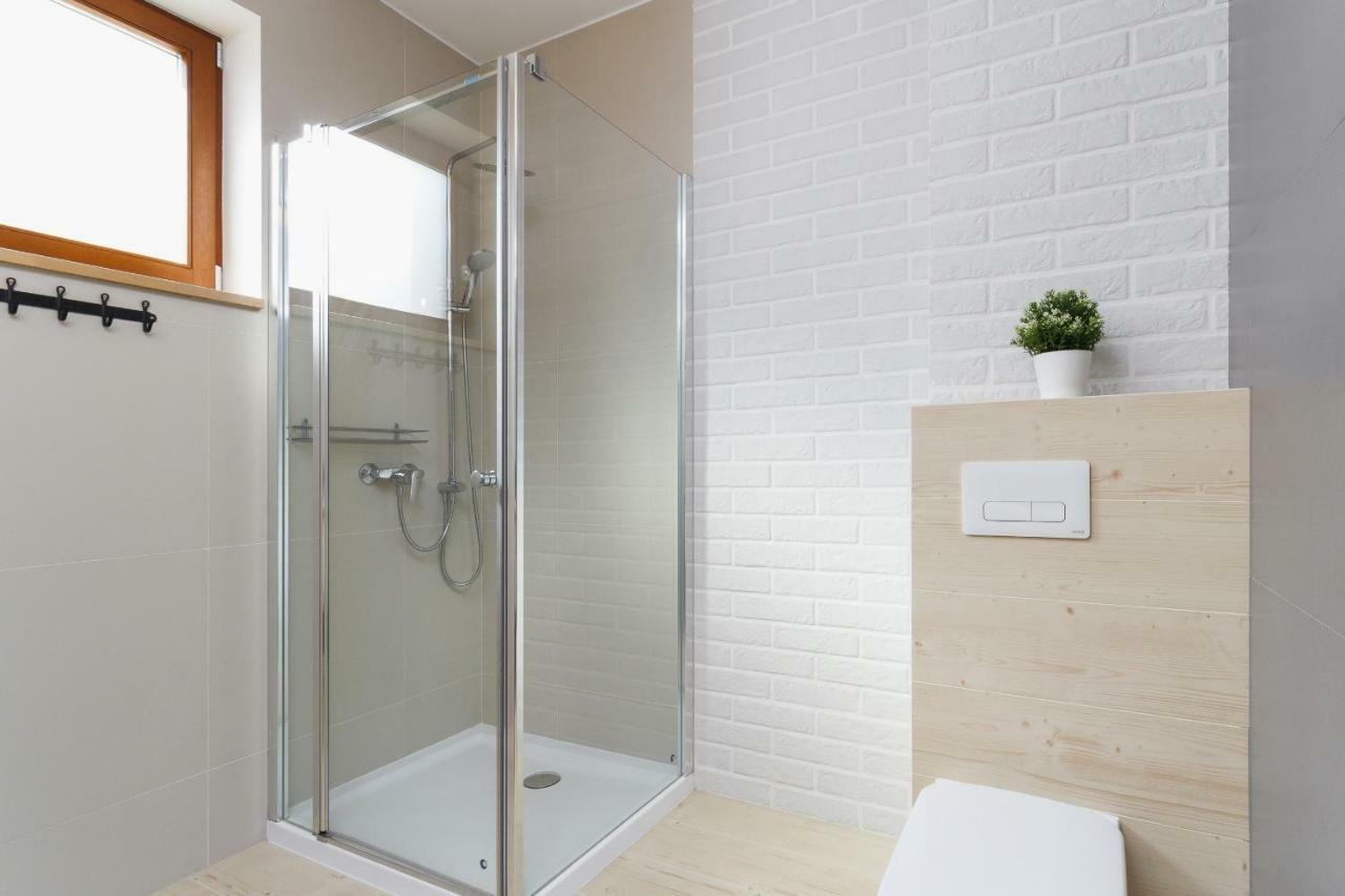 Apartments Harmonica Trynitarska By Noclegi Renters Cracovia Esterno foto