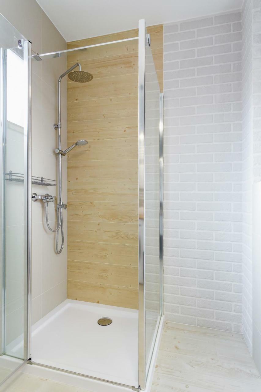 Apartments Harmonica Trynitarska By Noclegi Renters Cracovia Esterno foto