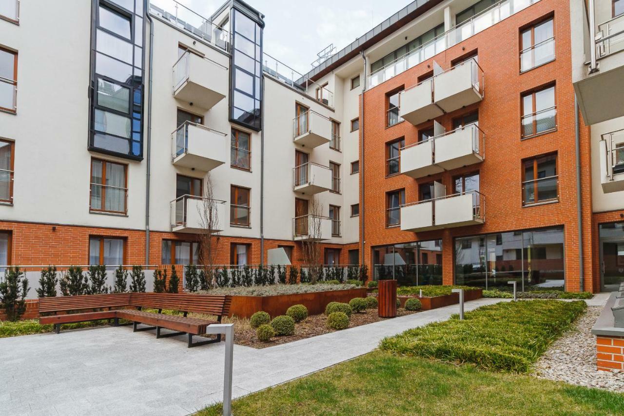 Apartments Harmonica Trynitarska By Noclegi Renters Cracovia Esterno foto