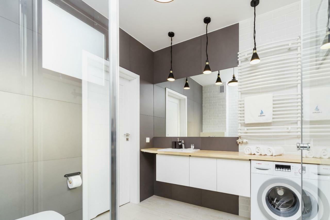 Apartments Harmonica Trynitarska By Noclegi Renters Cracovia Esterno foto