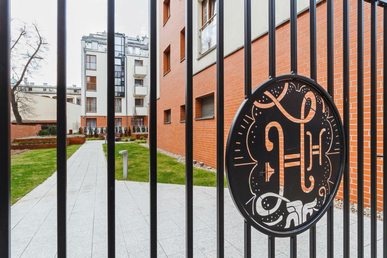 Apartments Harmonica Trynitarska By Noclegi Renters Cracovia Esterno foto